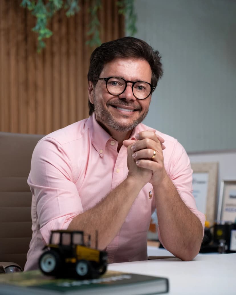 Retrato Profissional Marco Elísio